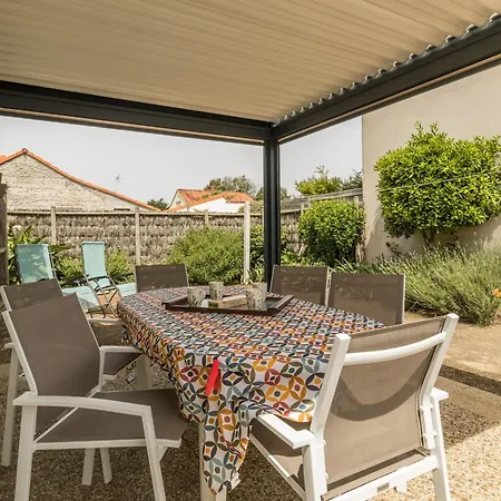 Familial A 30m De La Avec Cour Fleurie, Proche Commerces Et Peche A Pied - Fr-1-306-833 La Bernerie-en-Retz